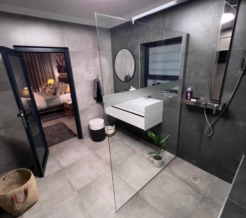 Photo of Bathroom in Linkside