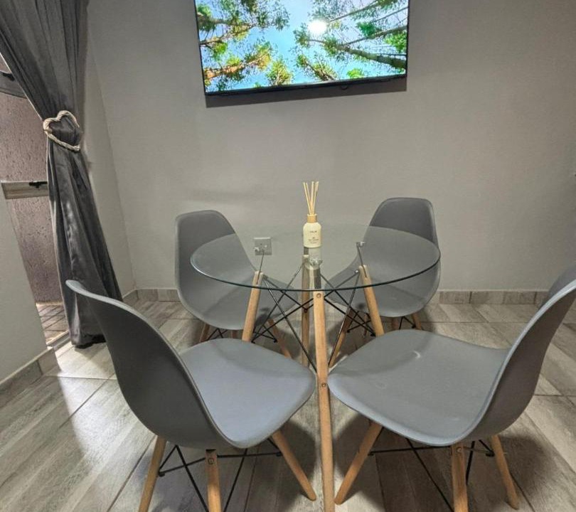 Photo of Livingroom in Flora Park