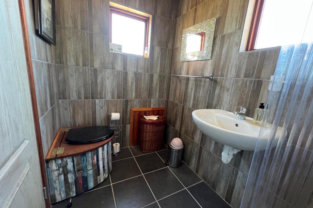 Photo of Bathroom in Uniondale