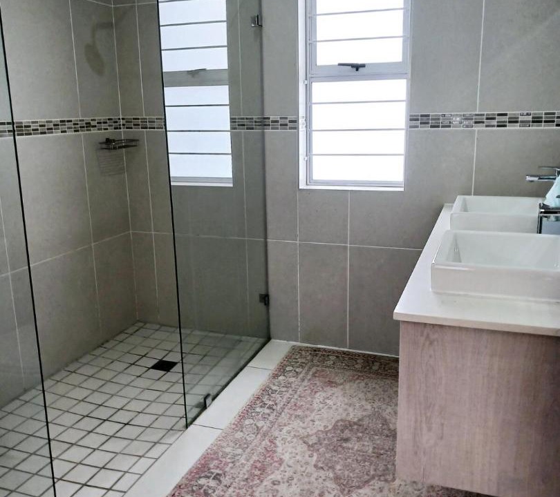 Photo of Bathroom in Kraaifontein