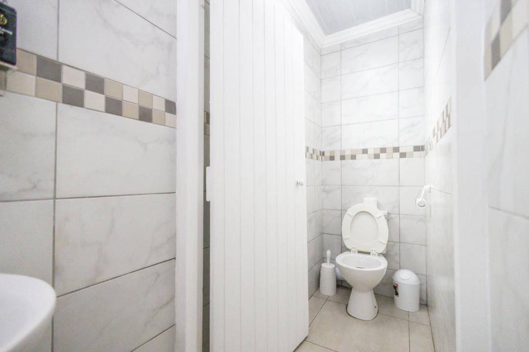 Photo of Bathroom in Berea