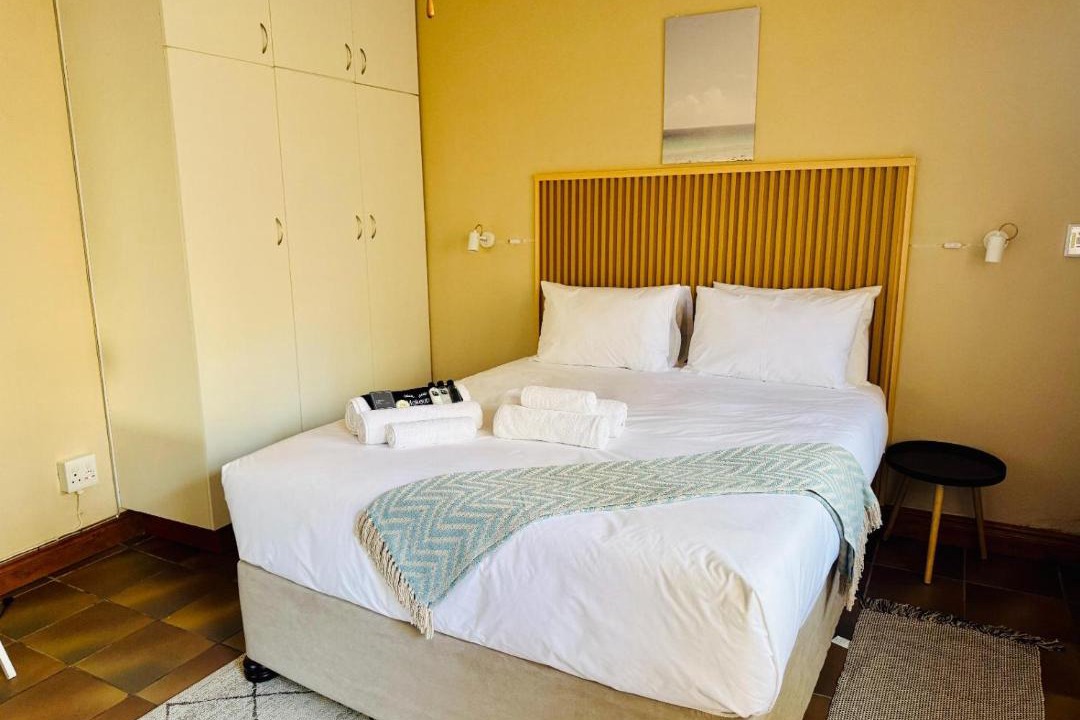 Photo of Bedroom in Pollok Beach