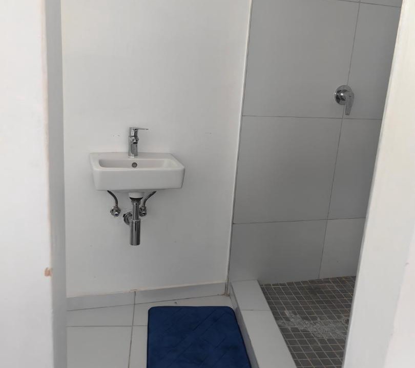 Photo of Bathroom in Amanzimtoti