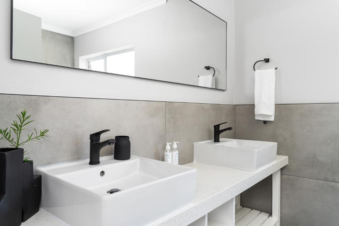 Photo of Bathroom in Cape Saint Francis
