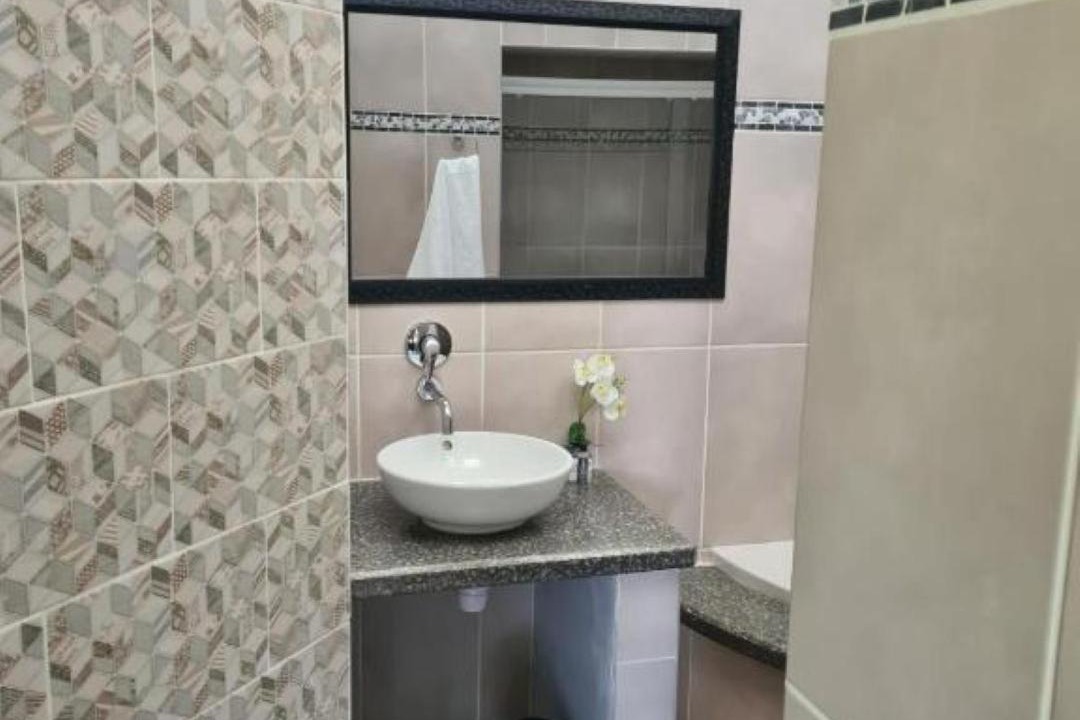 Photo of Bathroom in Robertson