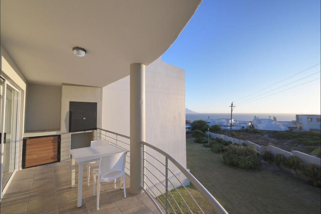 Photo of Patio Balcony in West Beach