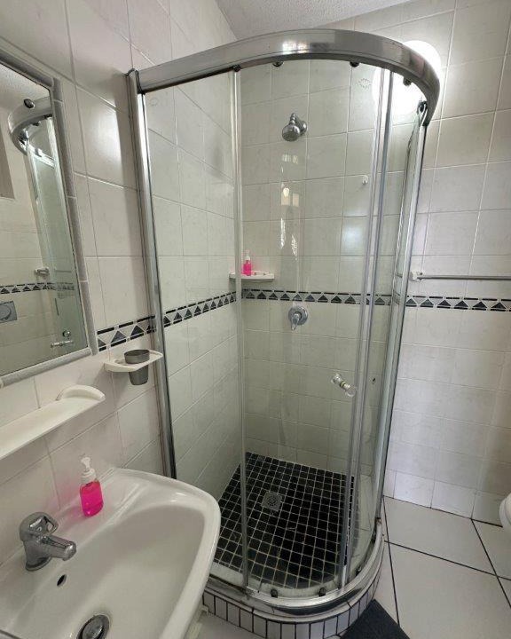 Photo of Bathroom in Selection Beach