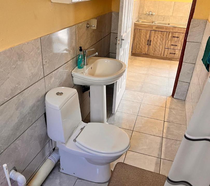 Photo of Bathroom in Greater Johannesburg Metropolitan Area