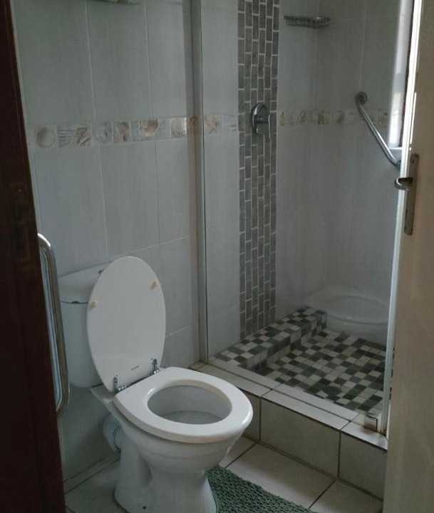 Photo of Bathroom in Scottburgh South