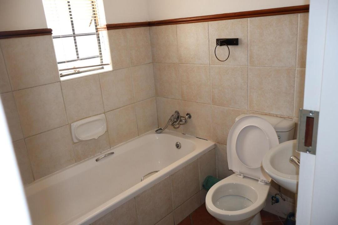 Photo of Bathroom in Die Hoewes