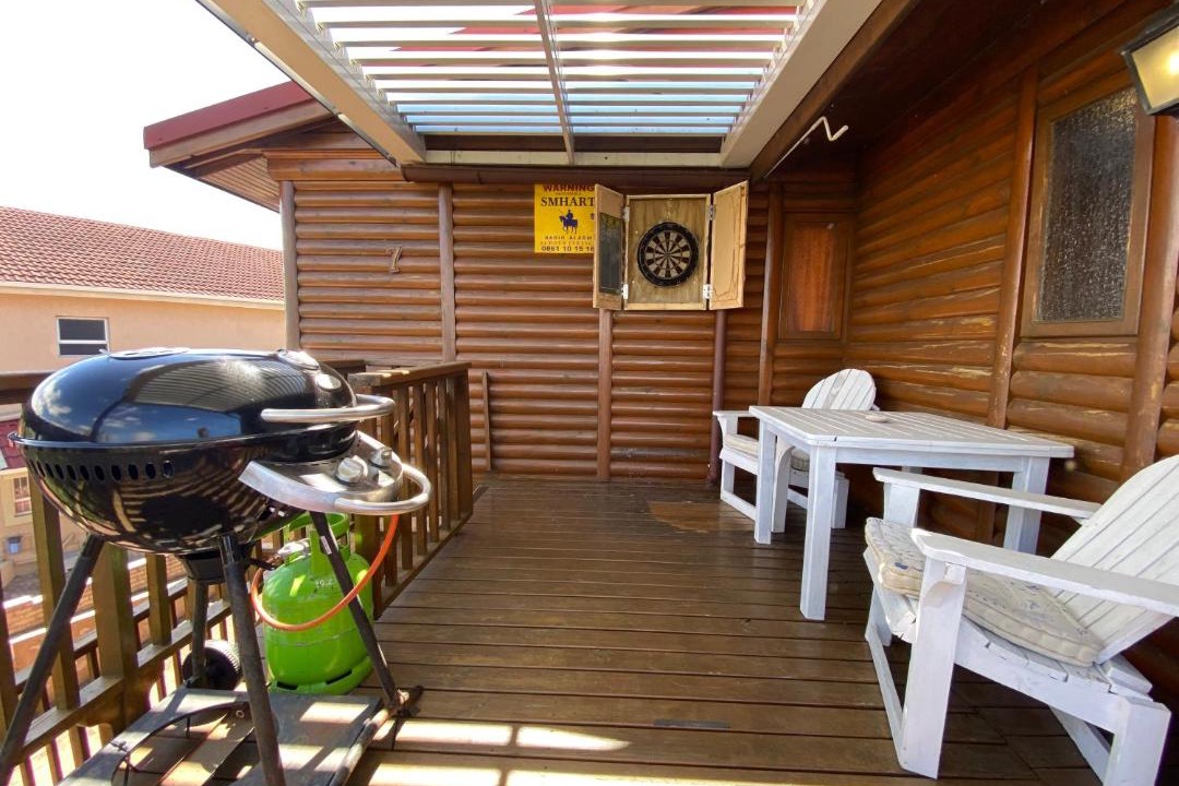 Photo of Patio Balcony in Paradise Beach