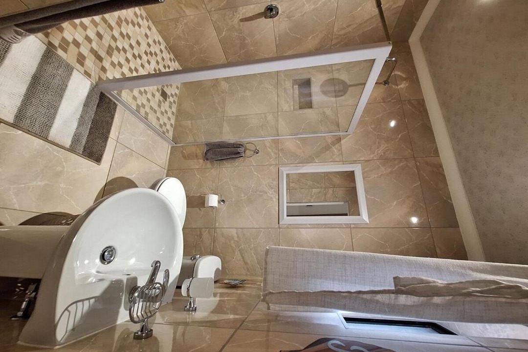 Photo of Bathroom in Pumula