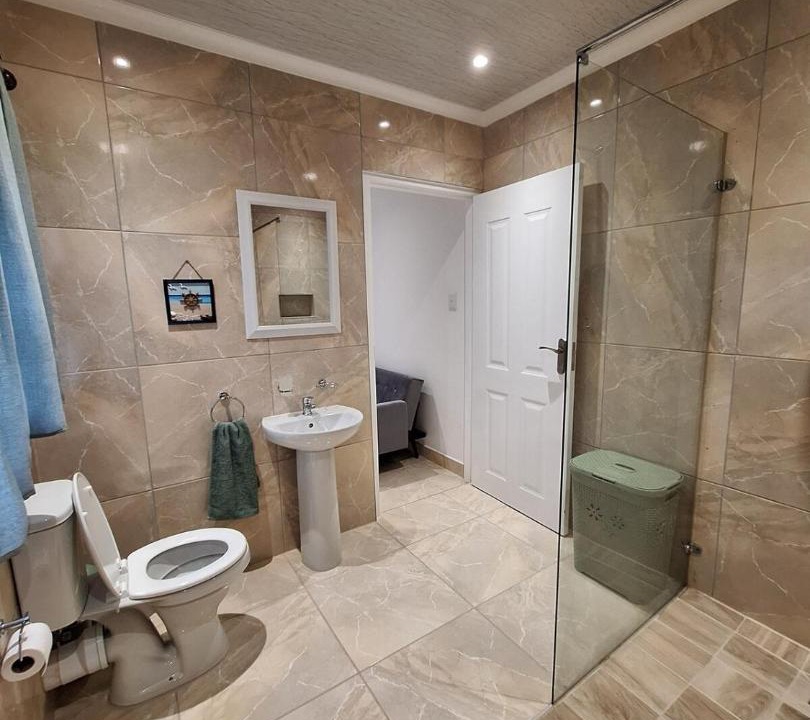 Photo of Bathroom in Pumula