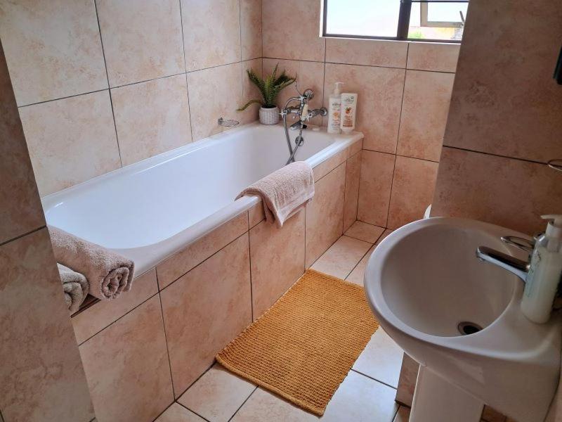 Photo of Bathroom in Bluff