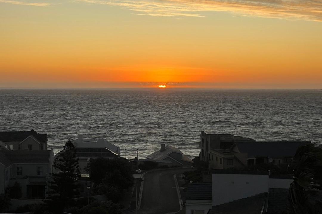 Photo of Others in Bloubergstrand