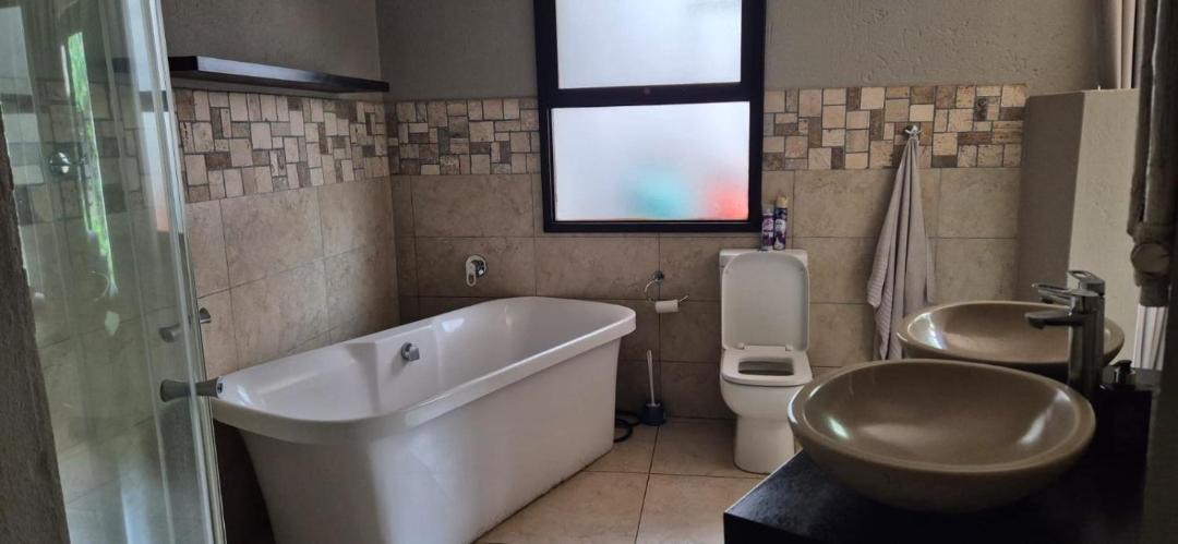 Photo of Bathroom in Hartbeespoort