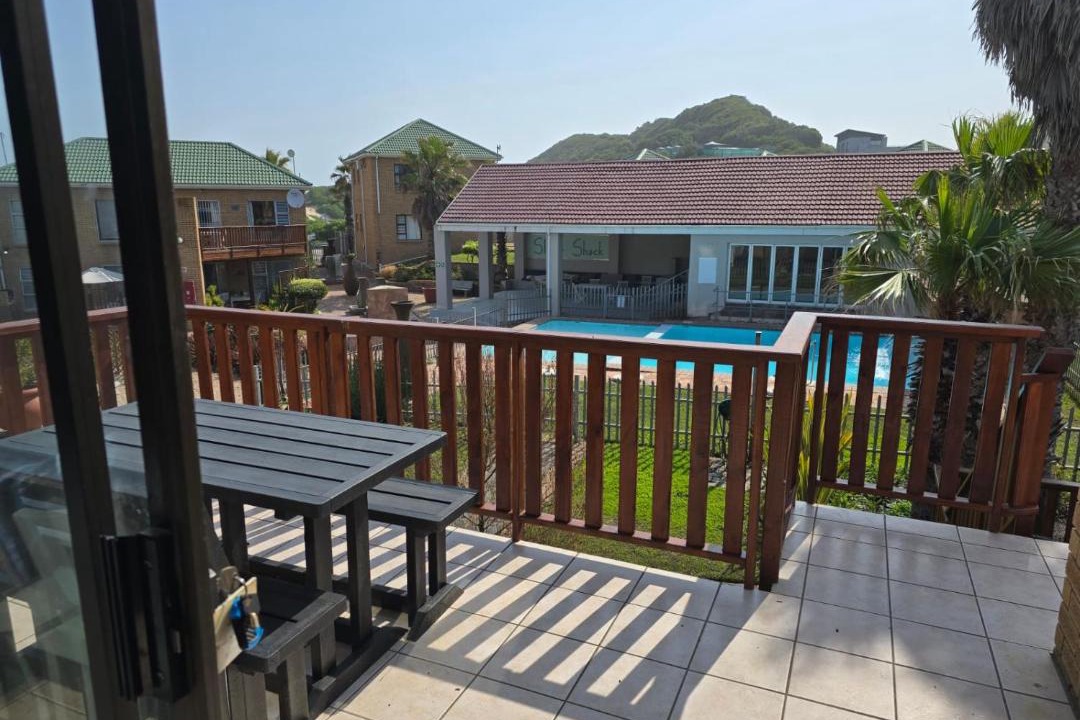 Photo of Patio Balcony in Myoli Beach