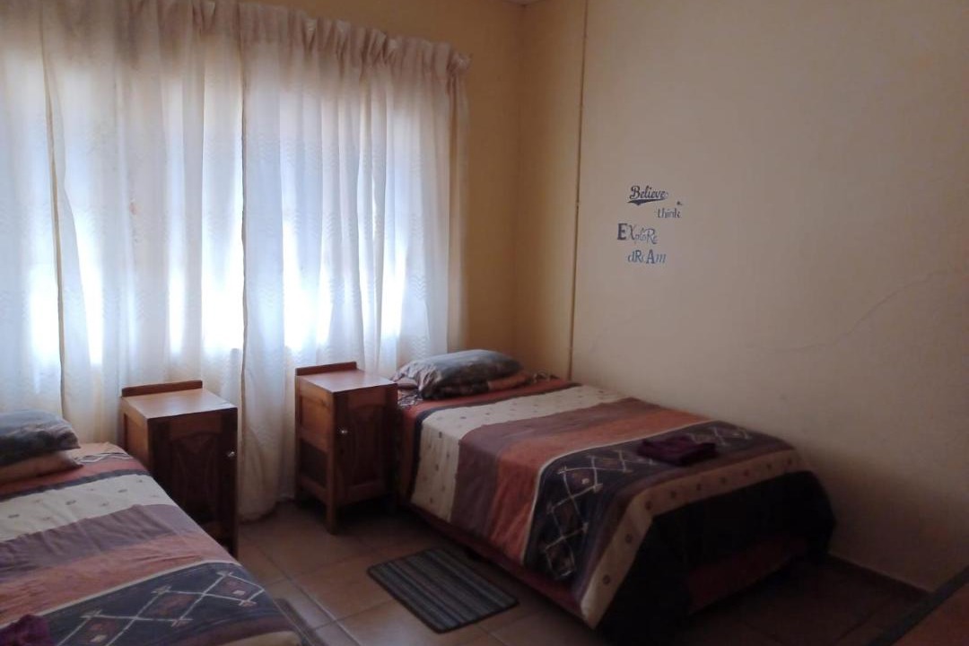Photo of Bedroom in eNtokozweni