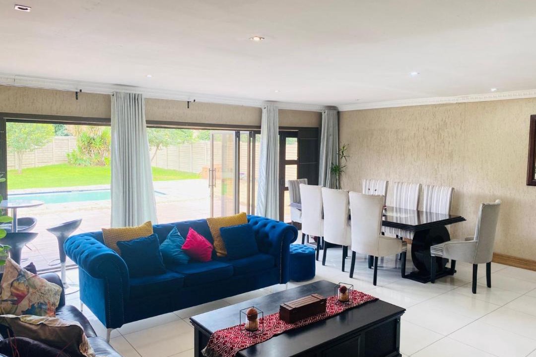 Photo of Livingroom in Springs