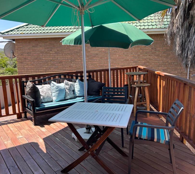 Photo of Patio Balcony in Myoli Beach