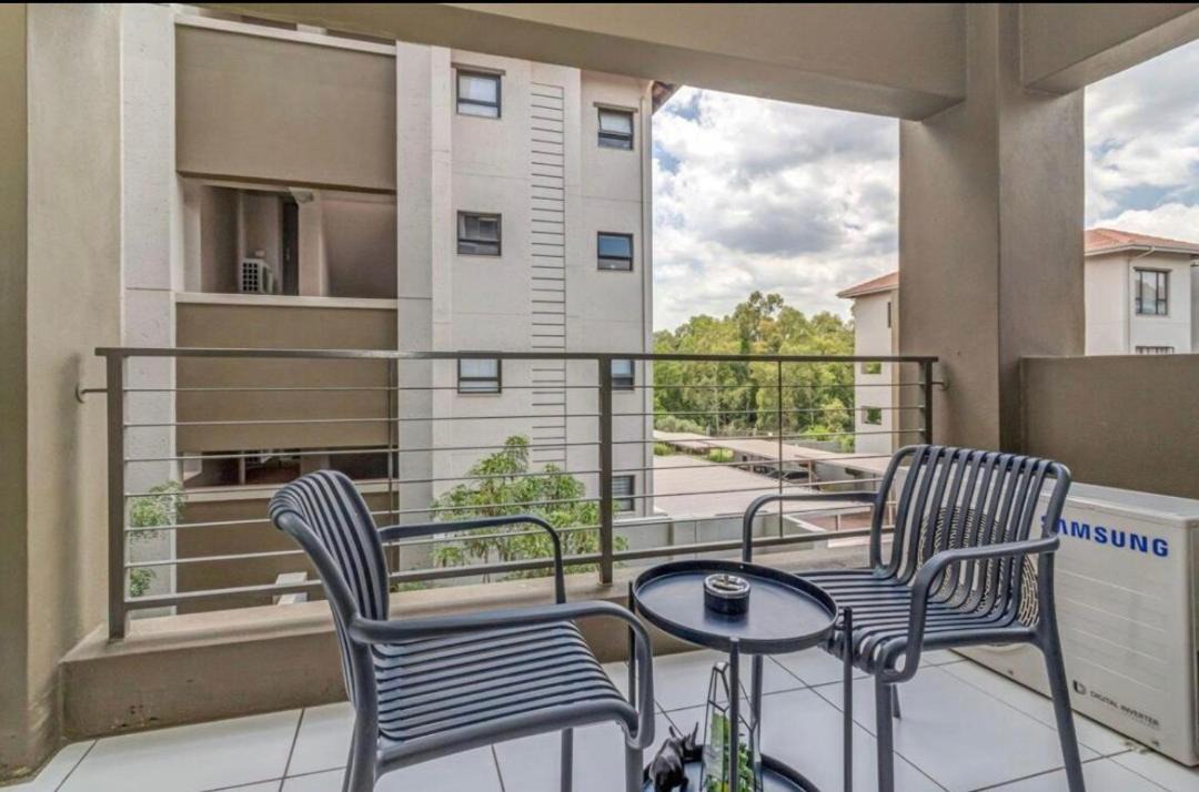 Photo of Patio Balcony in Lone Hill