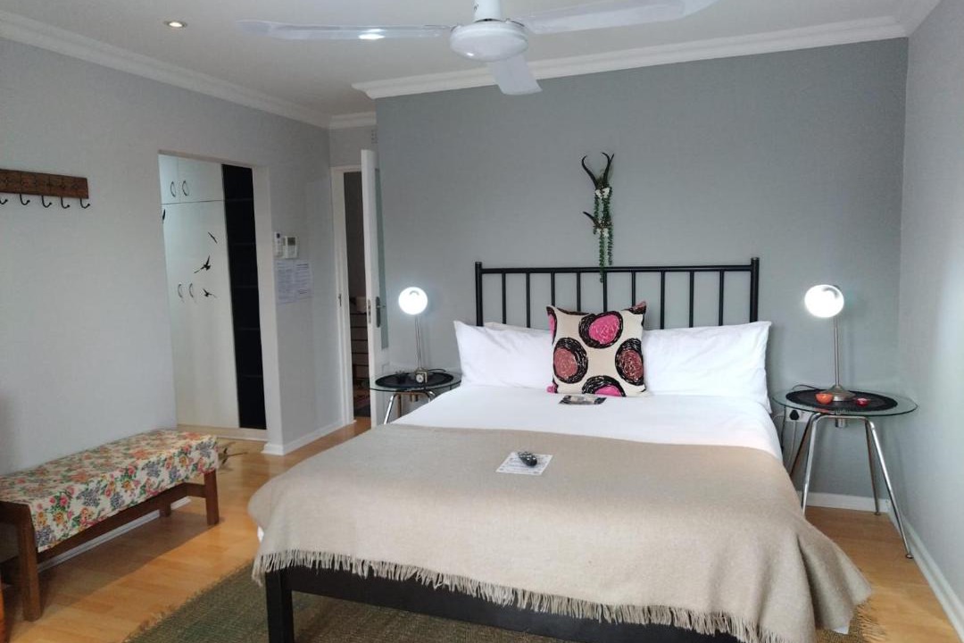 Photo of Bedroom in Oudtshoorn