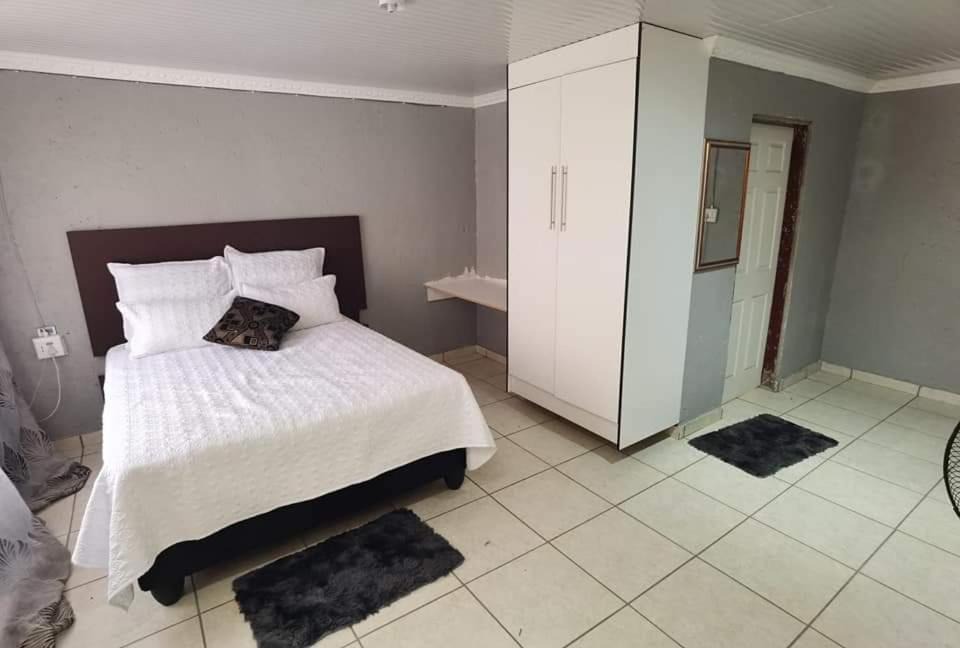 Photo of Bedroom in Nkowankowa