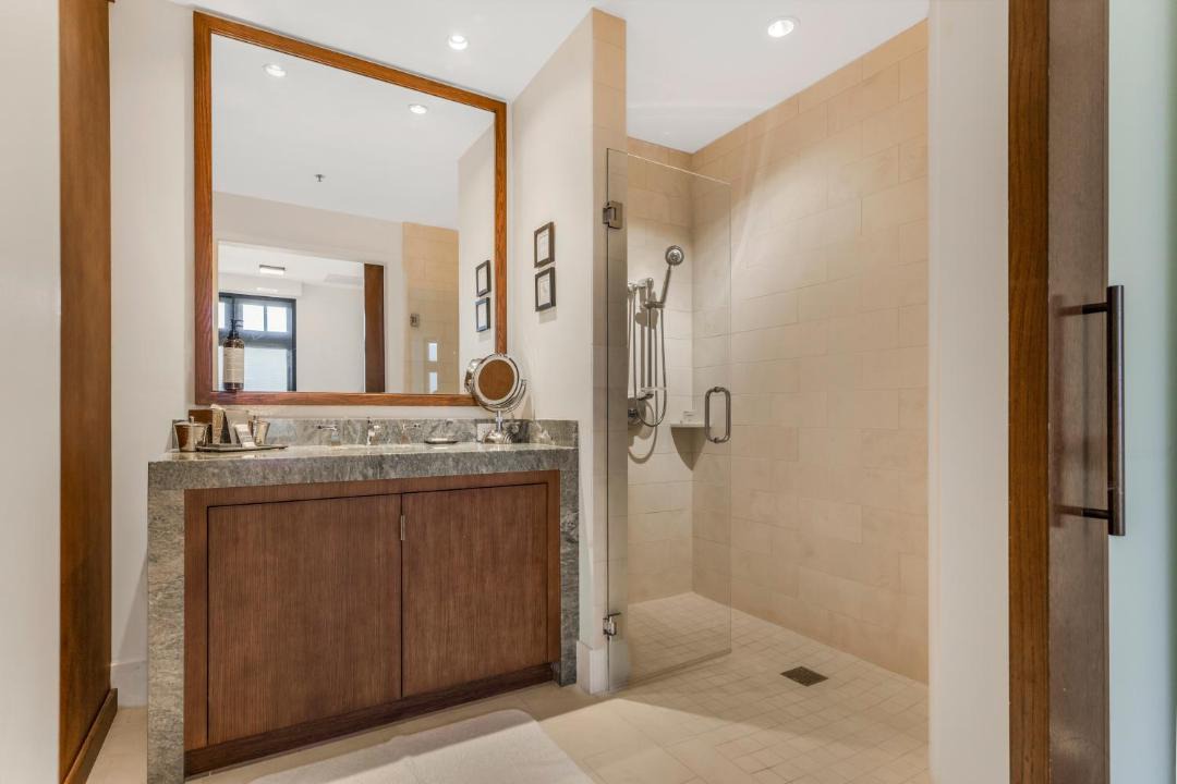 Photo of Bathroom in Fisherman's Wharf
