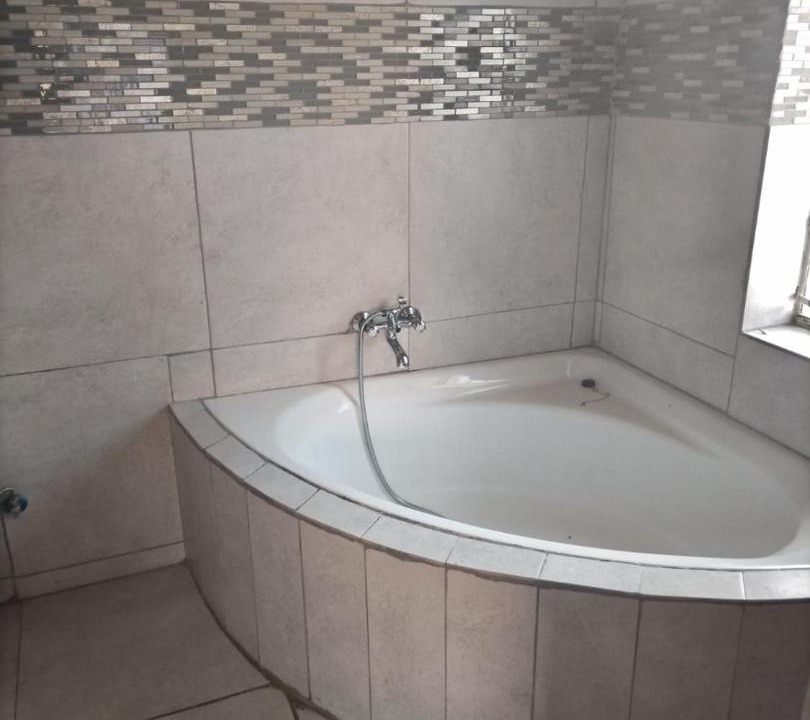Photo of Bathroom in Randfontein