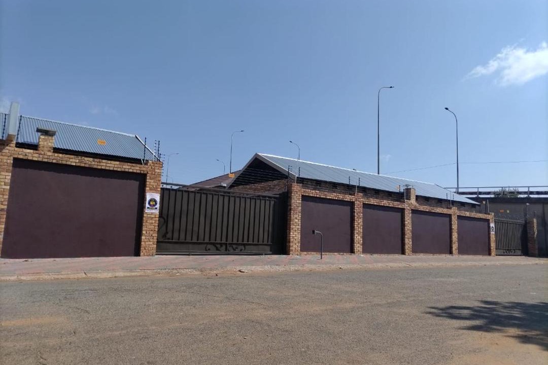 Photo of Others in Randfontein
