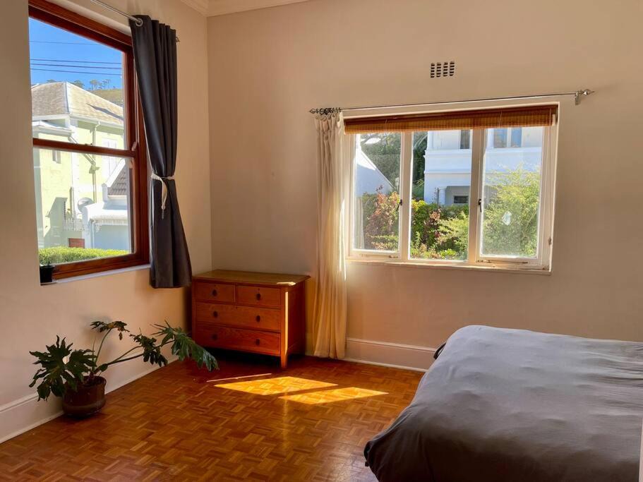 Photo of Bedroom in Cape Town City Centre