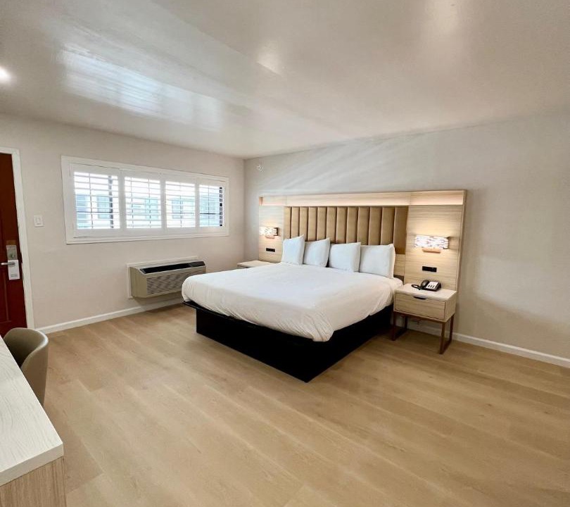 Photo of Bedroom in Polk Gulch
