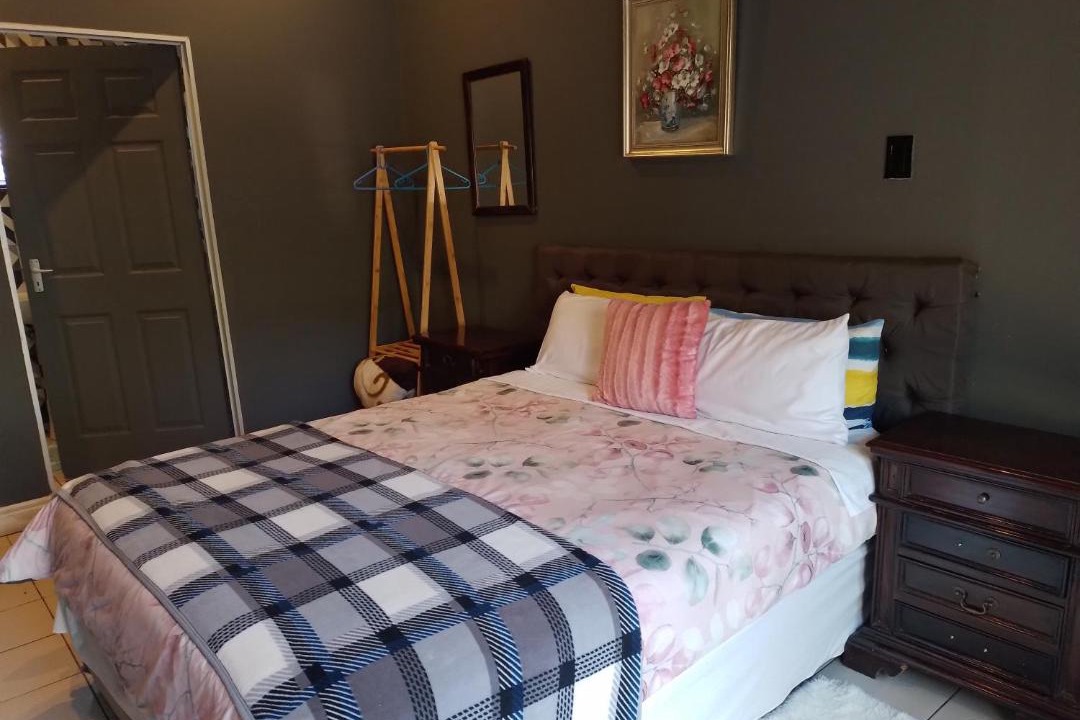 Photo of Bedroom in Waterkloof Glen