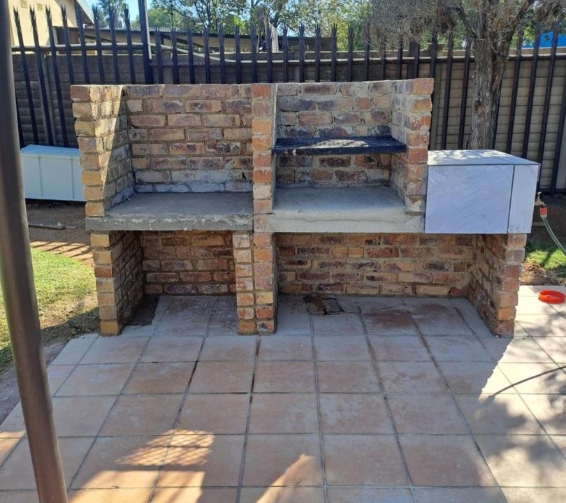 Photo of Others in Alberton
