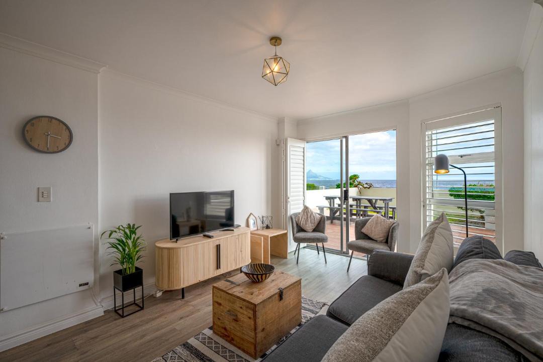 Photo of Livingroom in Bloubergstrand