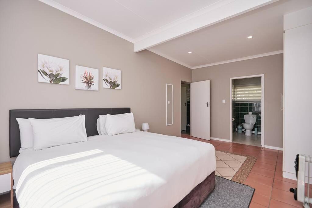 Photo of Bedroom in Waterkloof Glen