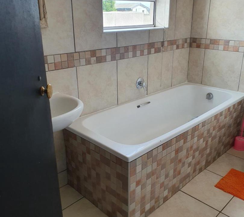 Photo of Bathroom in Trawal