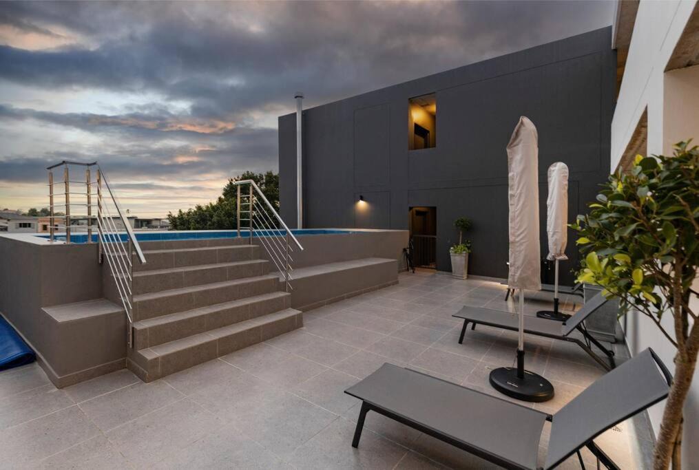 Photo of Patio Balcony in George Central