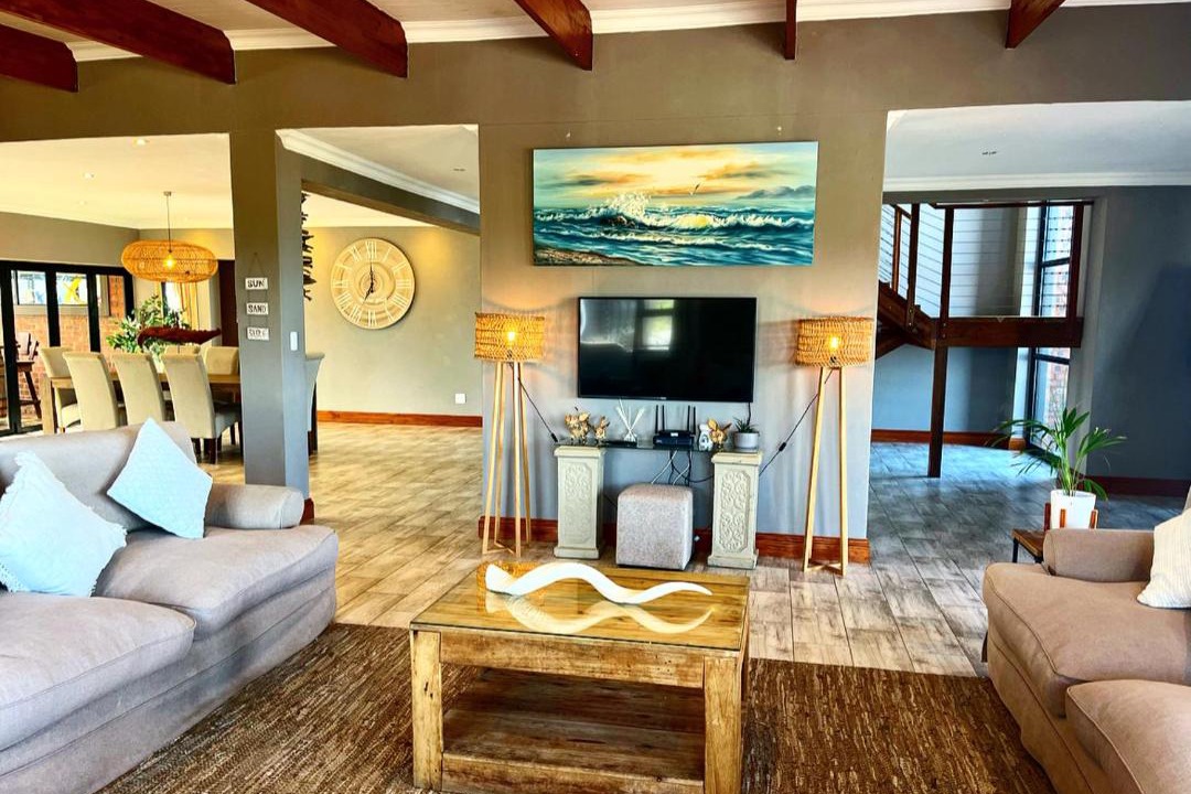 Photo of Livingroom in Wilderness Beach