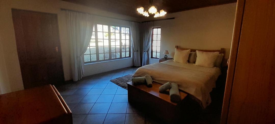 Photo of Bedroom in Elias Motsoaledi