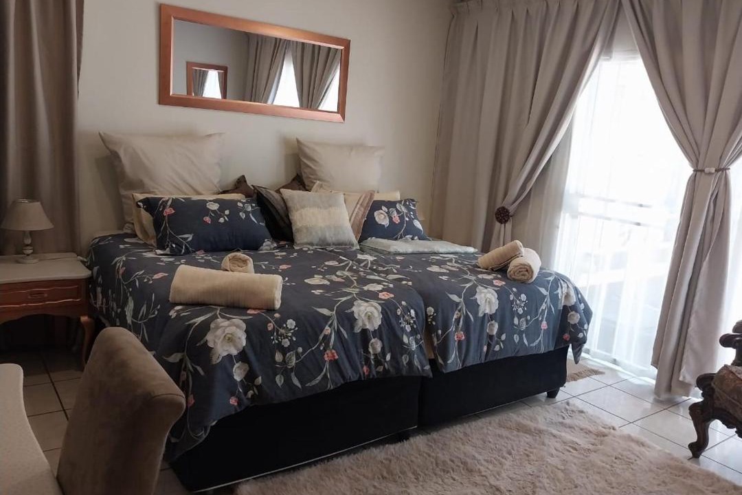 Photo of Bedroom in Waterkloof Glen