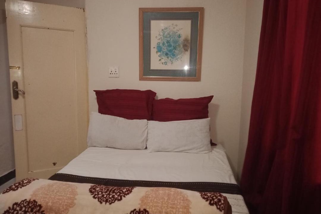 Photo of Bedroom in Bezuidenhout Valley