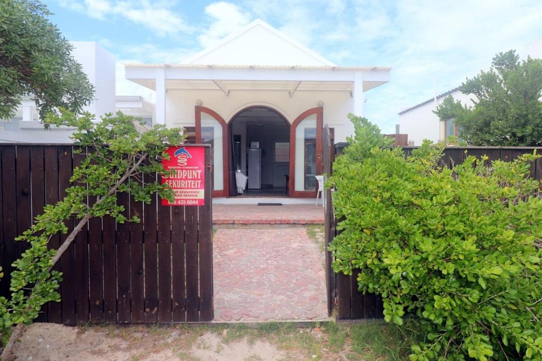 Photo of Buildings in Arniston