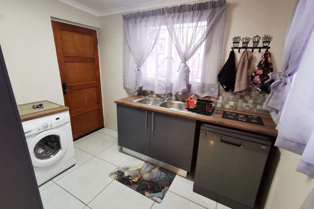 Photo of Kitchen in Vanderkloof