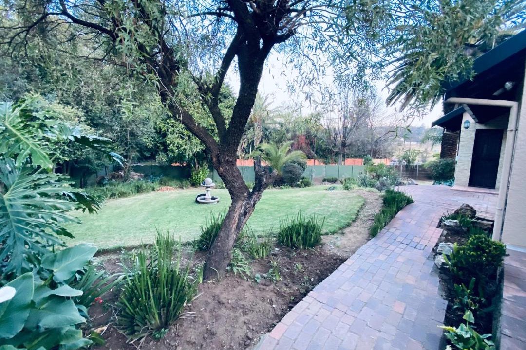 Photo of Buildings in Greater Johannesburg Metropolitan Area