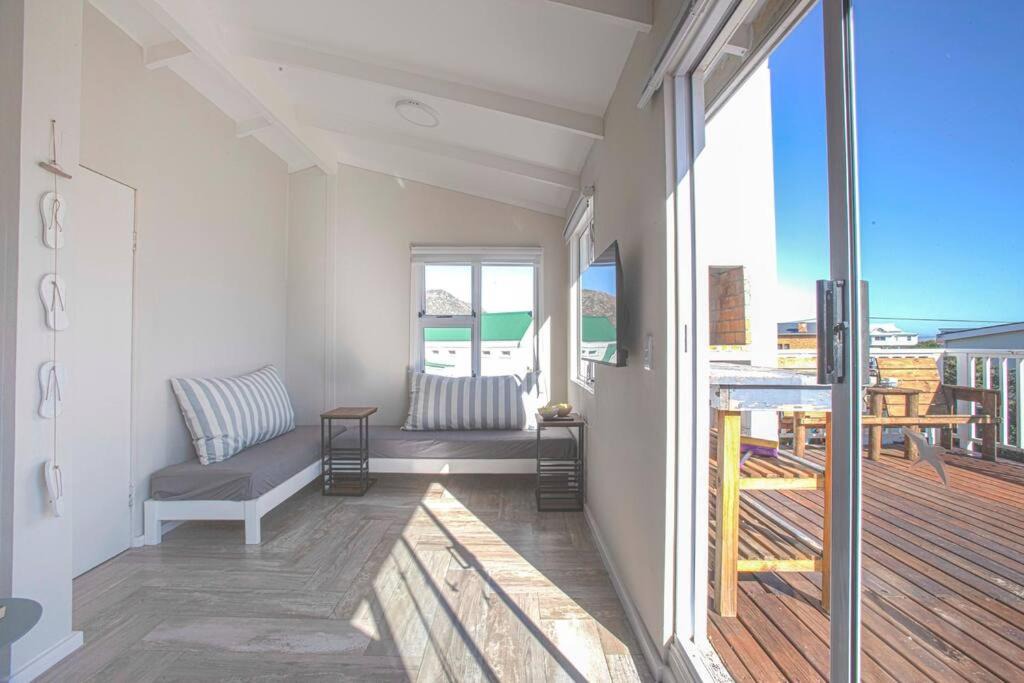Photo of Patio Balcony in Pringle Bay