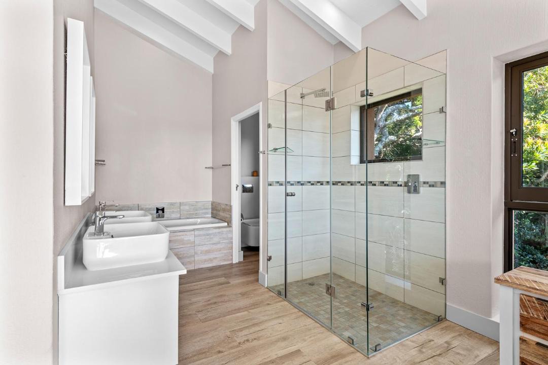 Photo of Bathroom in San Lameer