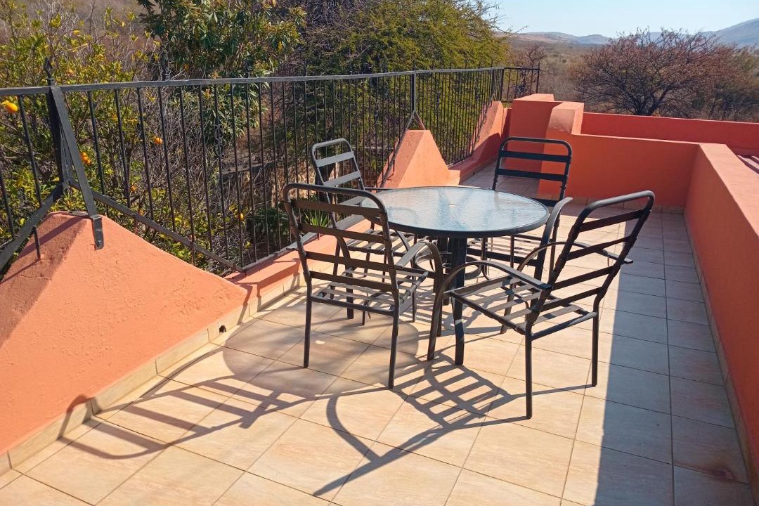 Photo of Patio Balcony in Moses Kotane