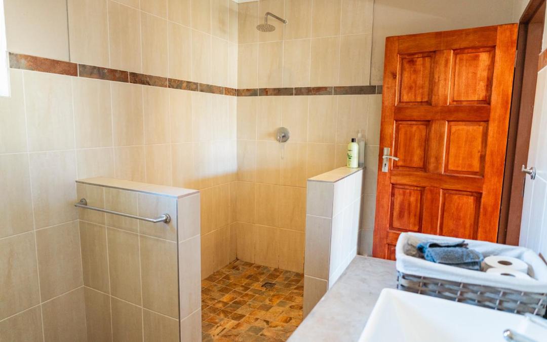 Photo of Bathroom in Leeupoort