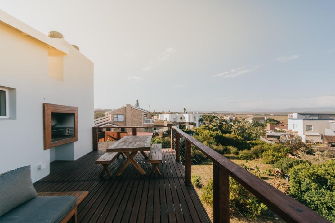 Photo of Patio Balcony in Wavecrest